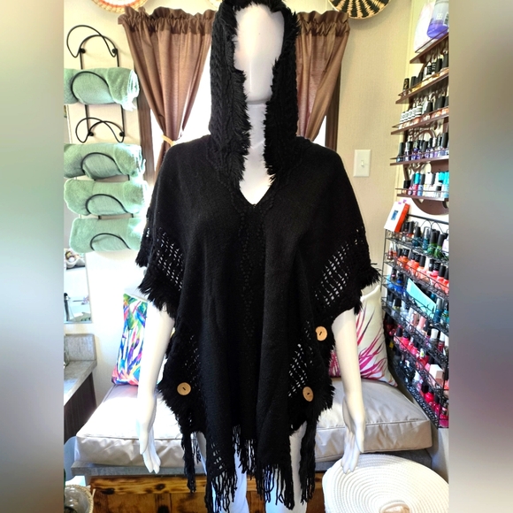 New! Beach Cover up Pullover Shawl - Picture 7 of 8